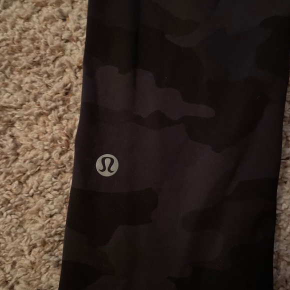 Lululemon Swift Speed Legging Deep Multi camo 21” - Picture 4 of 5